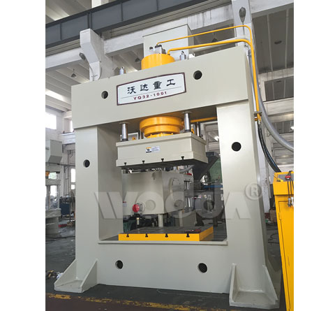 200噸大(da)跨徑龍門液壓(ya)機