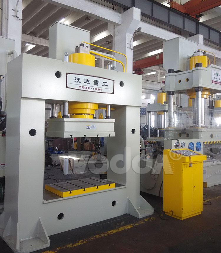 龍門(men)液壓機(jī)