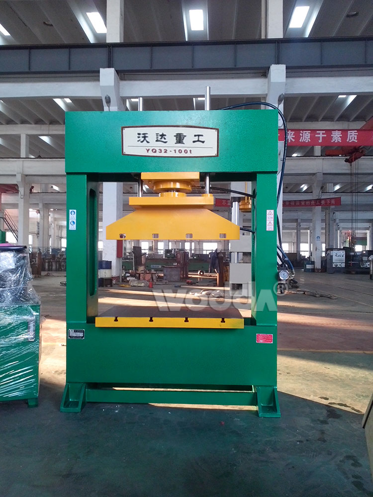 100T龍門(mén)液壓機