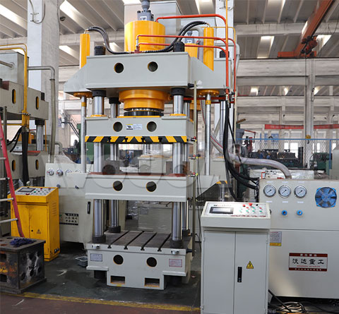 500噸四梁(liáng)四柱液壓機(ji)