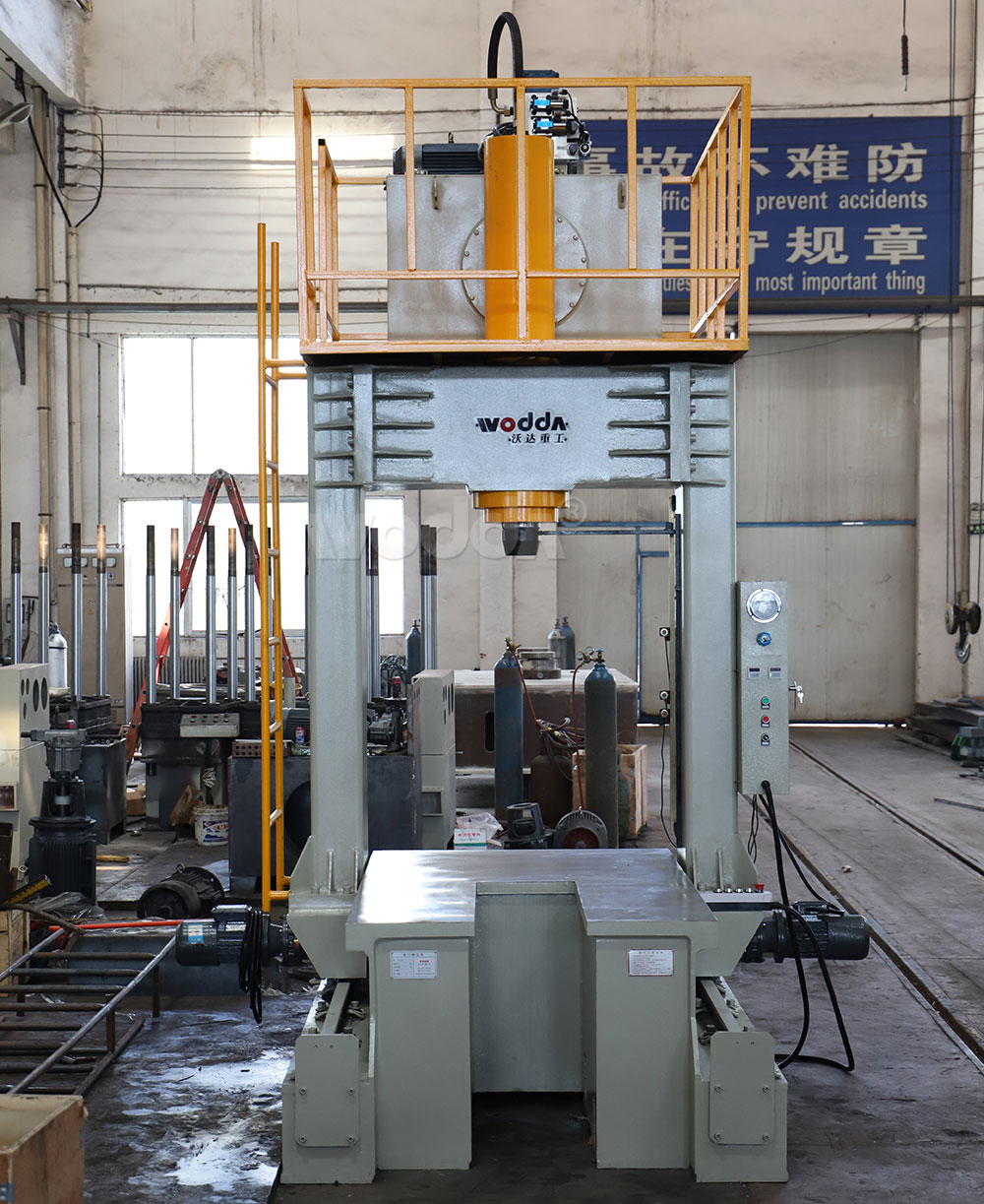 100T龍門液(ye)壓機