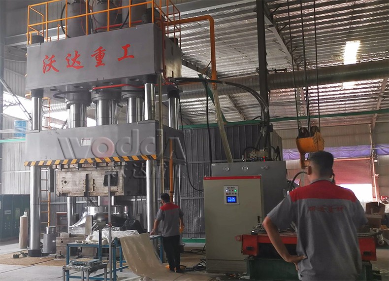 玻璃鋼風(fēng)機成型液壓機(ji) 玻璃鋼風機成(chéng)型液壓機