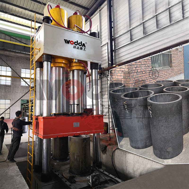 石(shi)墨坩埚成型液(yè)壓機 石墨坩埚(guo)成型液壓機