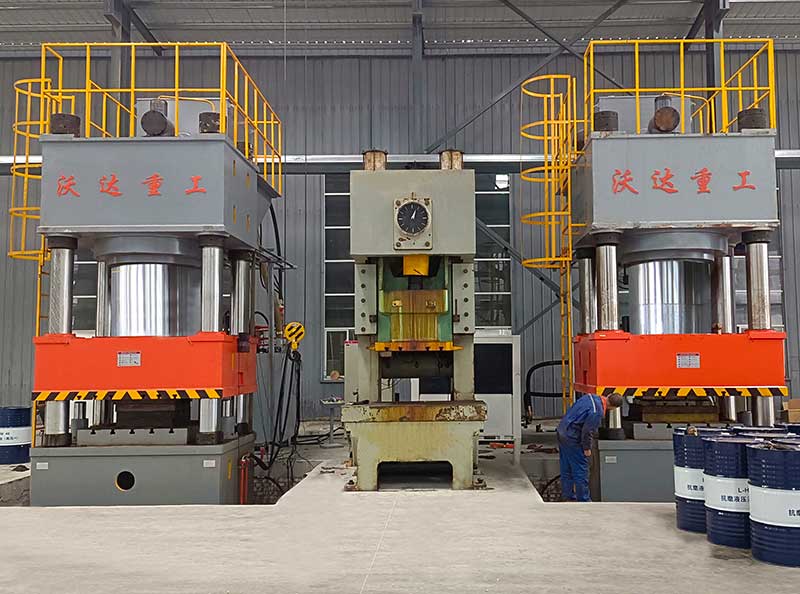 1000噸(dun)油壓機價格 1000噸油(yóu)壓機價格