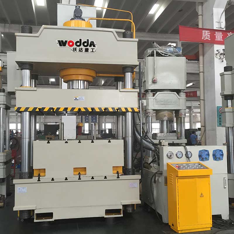 不鏽鋼(gāng)鍋碗瓢盆拉伸液(yè)壓機 不鏽鋼鍋碗(wan)瓢盆拉伸液壓機(ji)