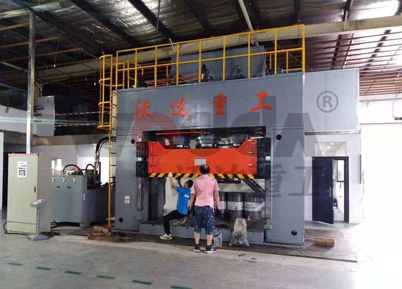 1000框架(jià)式拉伸液壓機 1000框(kuàng)架式拉伸液壓機(ji)