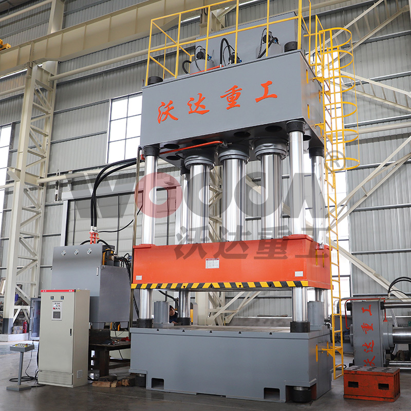 玻(bō)璃鋼汽(qi)車防撞(zhuàng)梁模壓(yā)液壓機(jī) 玻璃鋼(gāng)汽車防(fáng)撞梁模(mó)壓液壓(ya)機