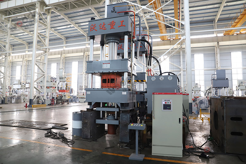 315噸(dun)不鏽鋼拉伸液壓(ya)機 315噸不鏽鋼拉伸(shen)液壓機