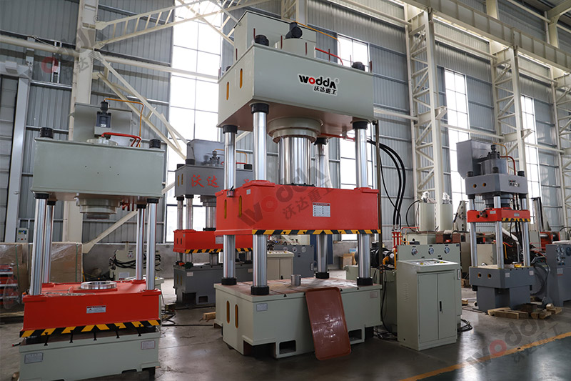 630噸拉(la)伸液壓(ya)機 630噸拉(lā)伸液壓(ya)機