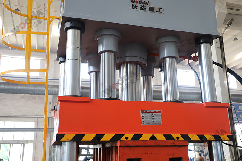 快(kuai)速封頭液(yè)壓機_1000噸封(fēng)頭拉伸機(ji) 快速封頭(tóu)液壓機_1000噸(dun)封頭拉伸(shēn)機