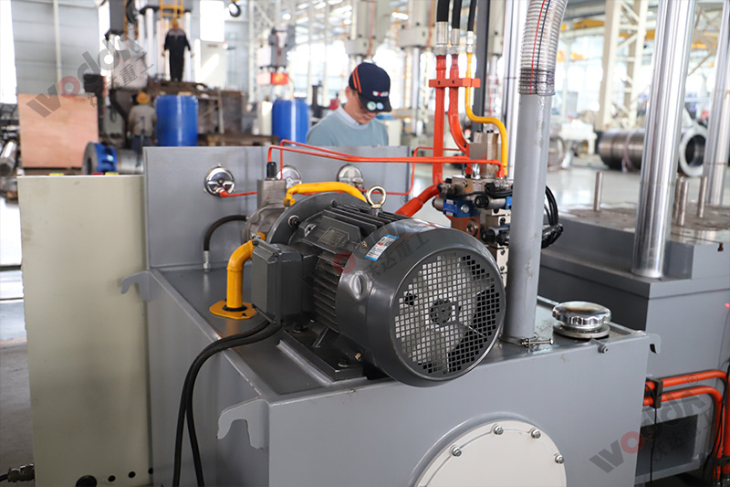 250噸拉伸(shēn)機電機 250噸拉(la)伸機電機