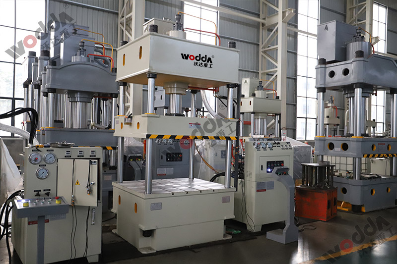 100噸薄闆拉(lā)伸液壓機 100噸(dūn)薄闆拉伸液(ye)壓機