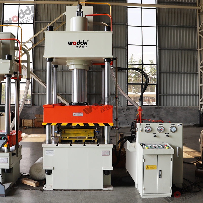 不鏽鋼(gang)闆材拉伸機 不鏽(xiù)鋼闆材拉伸機