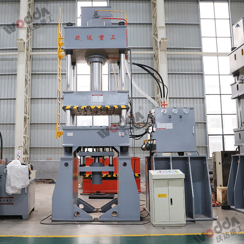 315噸四(sì)柱拉伸(shen)液壓機(ji) 315噸四柱(zhù)拉伸液(ye)壓機