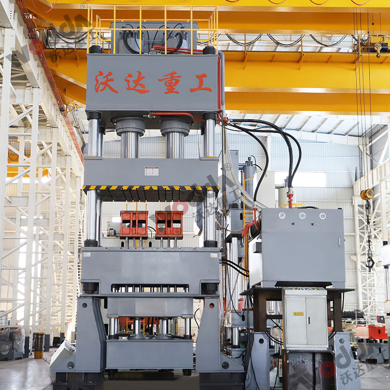 1000噸帶(dai)液壓墊拉伸液(ye)壓機 1000噸帶液壓(ya)墊拉伸液壓機(jī)