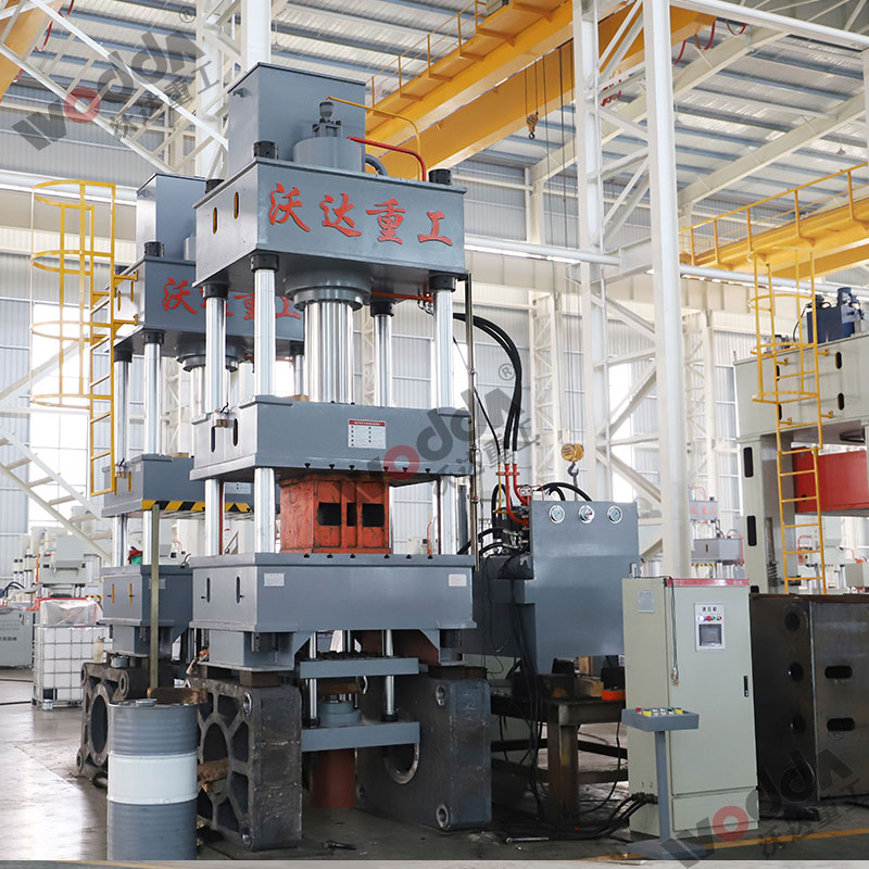 315噸拉伸液(ye)壓機