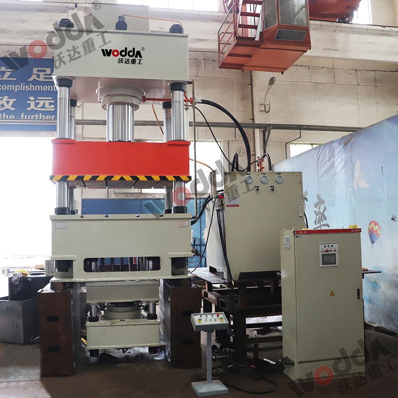 630噸不鏽鋼拉(lā)伸液壓機 630噸(dun)不鏽鋼拉伸(shen)液壓機