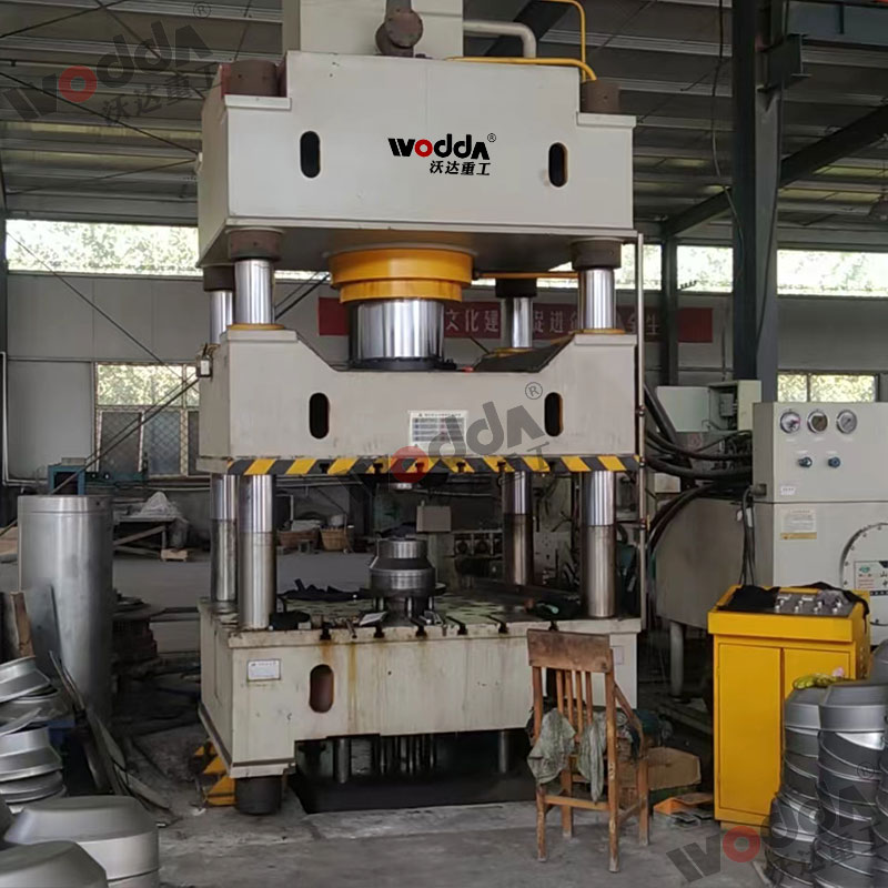 封頭液壓機 封(fēng)頭液壓機