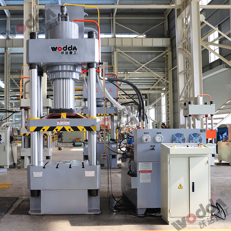 315噸拉伸液(ye)壓機(帶下頂缸(gang)) 315噸拉伸液壓機(ji)(帶下頂缸)