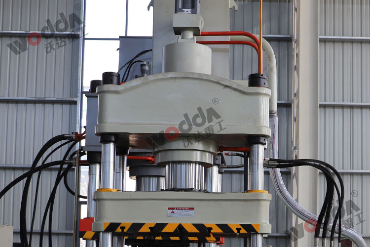 液壓(yā)機主缸(gāng) 液壓機(jī)主缸