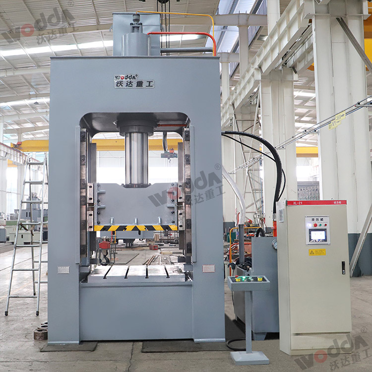 200噸框(kuàng)架液壓機(jī)(圖2) 200噸框架(jià)液壓機(圖(tú)2)