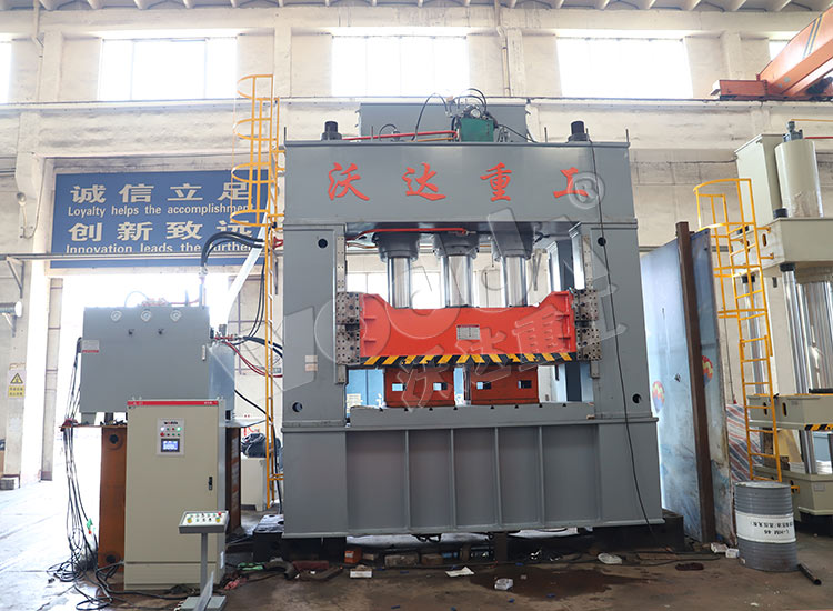 1000噸(dūn)框架液壓(ya)機 1000噸框架(jià)液壓機