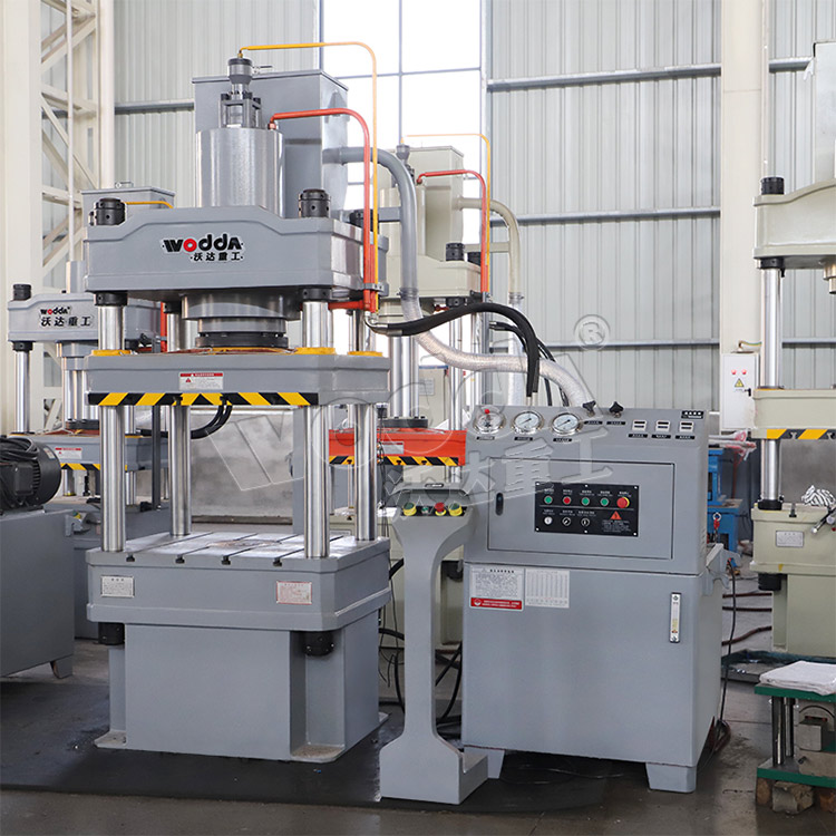 金屬冷壓成型液(ye)壓機 金屬冷壓成(cheng)型液壓機