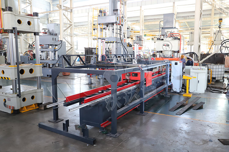 400噸(dūn)錨杆托盤自(zì)動化生産線(xiàn) 400噸錨杆托盤(pán)自動化生産(chǎn)線