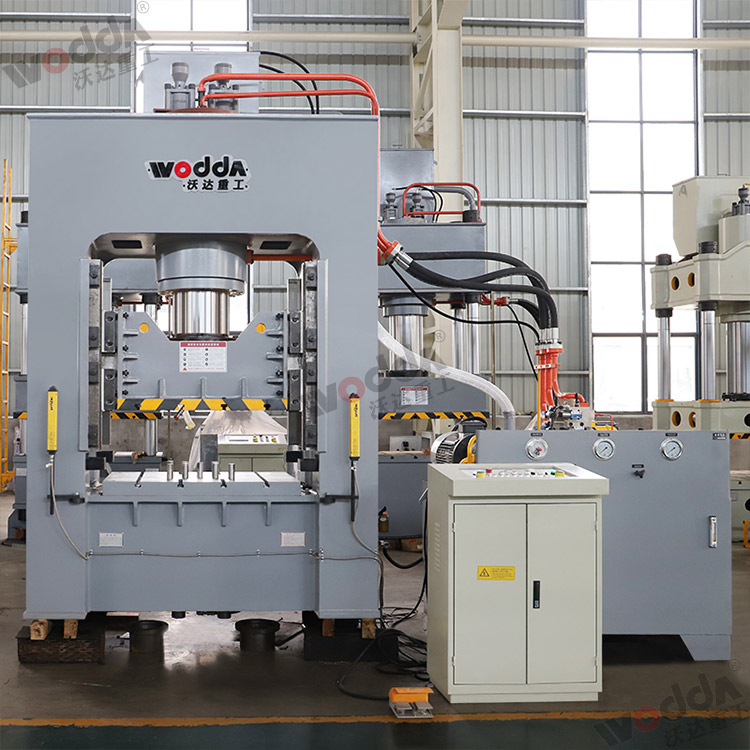 315噸框(kuàng)架式拉伸(shen)液壓機 315噸(dun)框架式拉(lā)伸液壓機(jī)