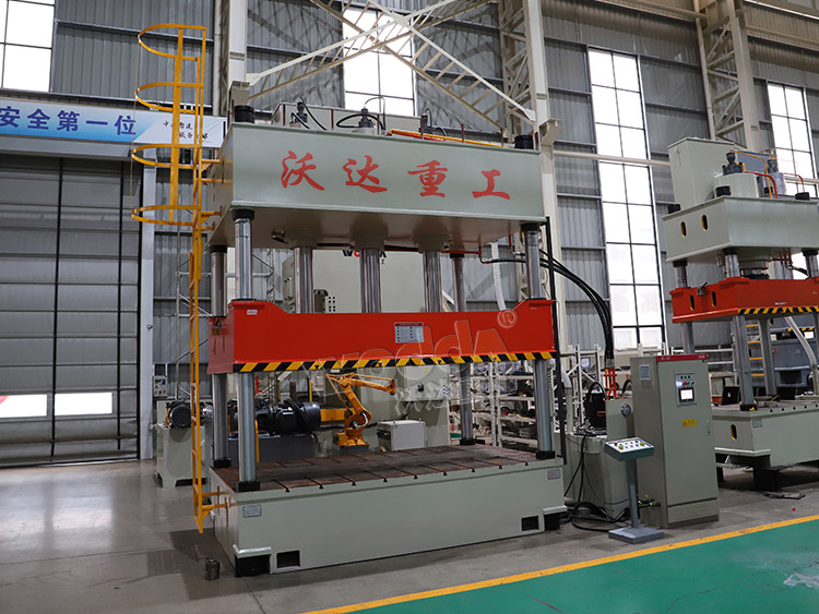 315噸汽(qi)車内飾件(jiàn)成型液壓(yā)機 315噸汽車(che)内飾件成(cheng)型液壓機(jī)