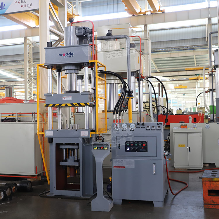 100噸四(si)柱液壓(ya)機 100噸四(si)柱液壓(yā)機