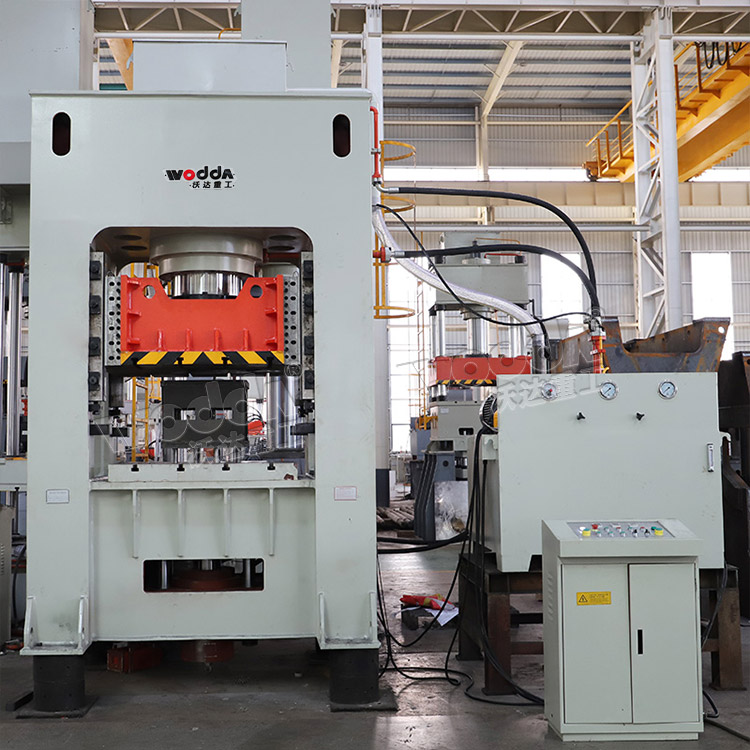 630噸(dūn)薄闆拉(lā)伸液壓(yā)機 630噸薄(bao)闆拉伸(shēn)液壓機(ji)