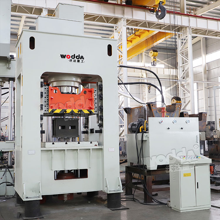 630噸框架式液(yè)壓機 630噸框架式液(yè)壓機