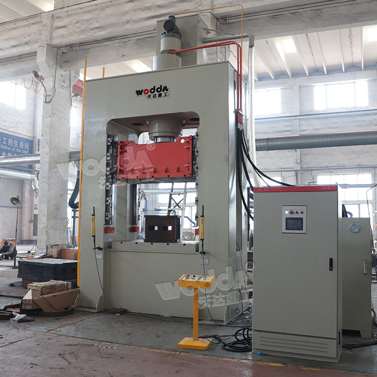 400噸框(kuàng)架式液壓機 400噸(dun)框架式液壓機(ji)