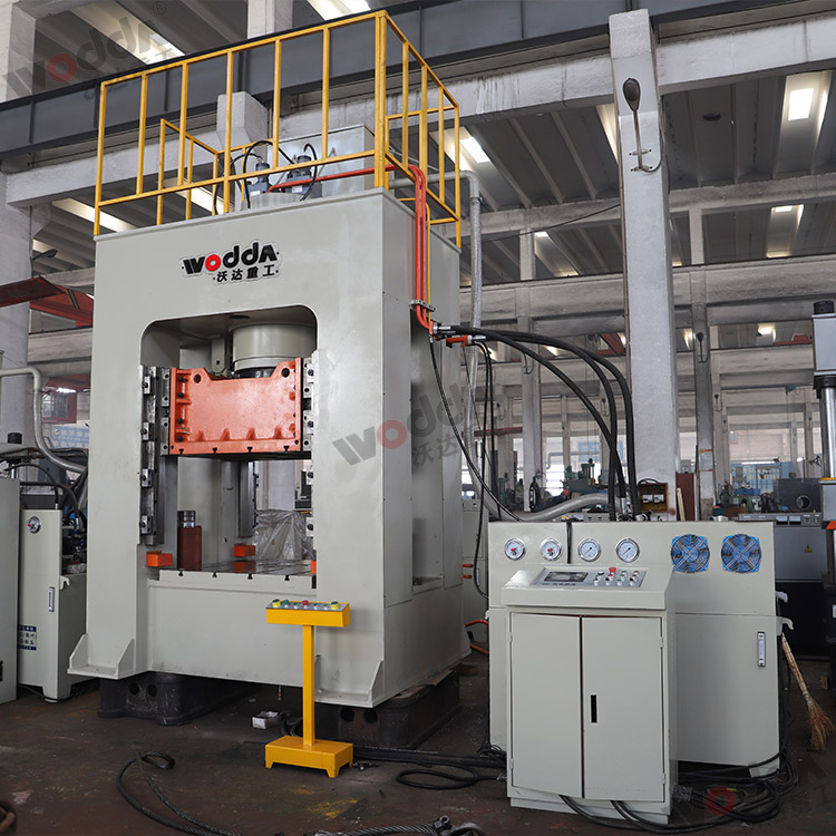 500噸框(kuàng)架式薄(bao)闆拉伸(shen)液壓機(jī) 500噸框架(jia)式薄闆(pan)拉伸液(yè)壓機