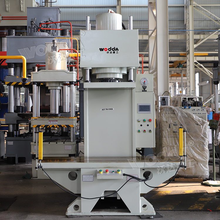 200噸單臂校直機(ji) 200噸單臂校直機(ji)