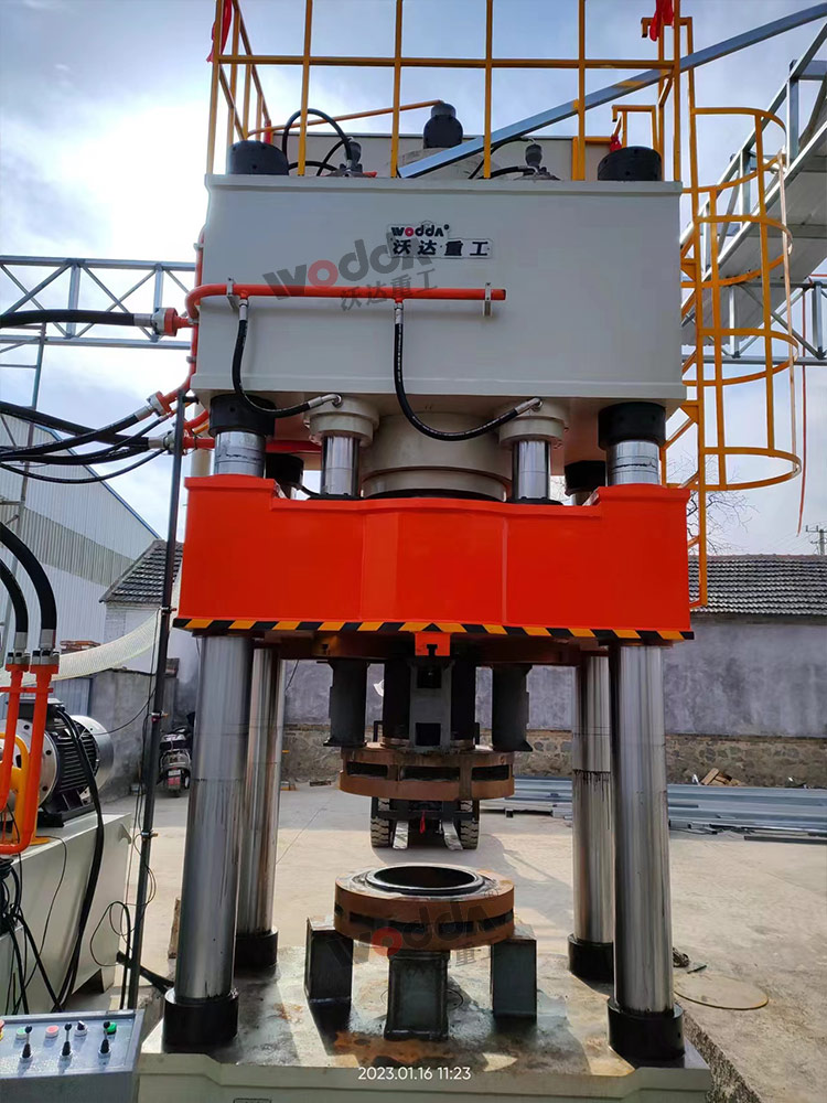 800噸封頭拉(la)伸機 800噸封(fēng)頭拉伸機(ji)