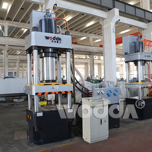 315噸三梁四柱液(yè)壓機(四柱油壓機(jī))