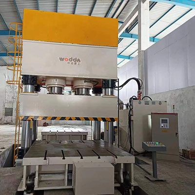 3000噸(dūn)四柱液壓機(ji)_3000噸壓力機