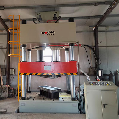 400噸(dun)金屬成型(xing)液壓機_金(jin)屬制品成(cheng)型液壓機(jī)