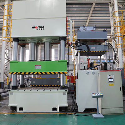 模壓塑料(liao)托盤成型液(ye)壓機_800噸1000噸四(si)柱液壓機