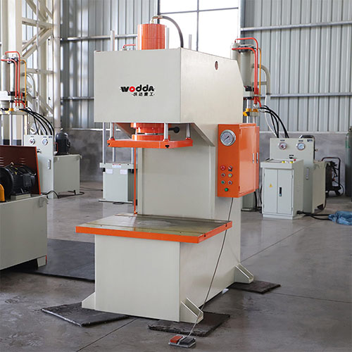 63噸單(dan)柱液壓機(ji)