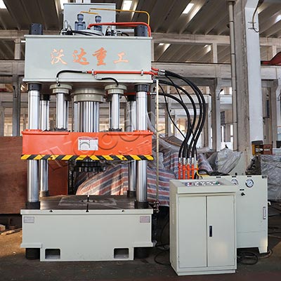 315噸封(feng)頭拉伸液(ye)壓機_封頭(tóu)油壓機