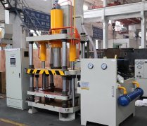 電(diàn)磁爐隔熱圈(quān)液壓機